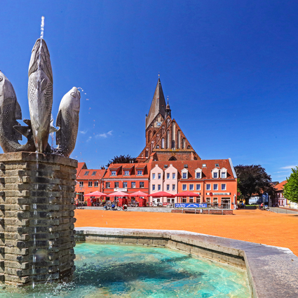 Marktplatz Barth mit St. Marien Kirche