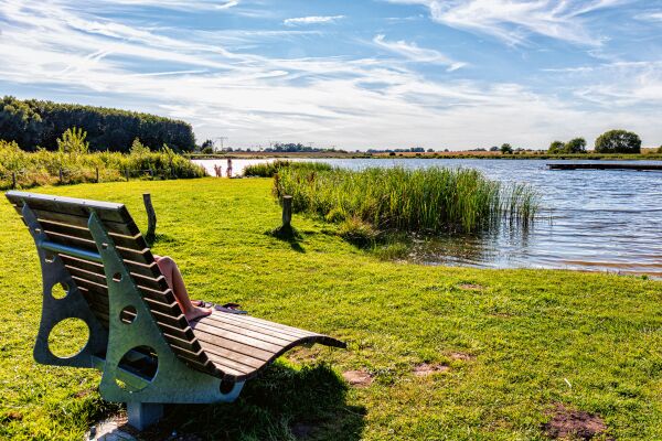 Bank am Eixener See