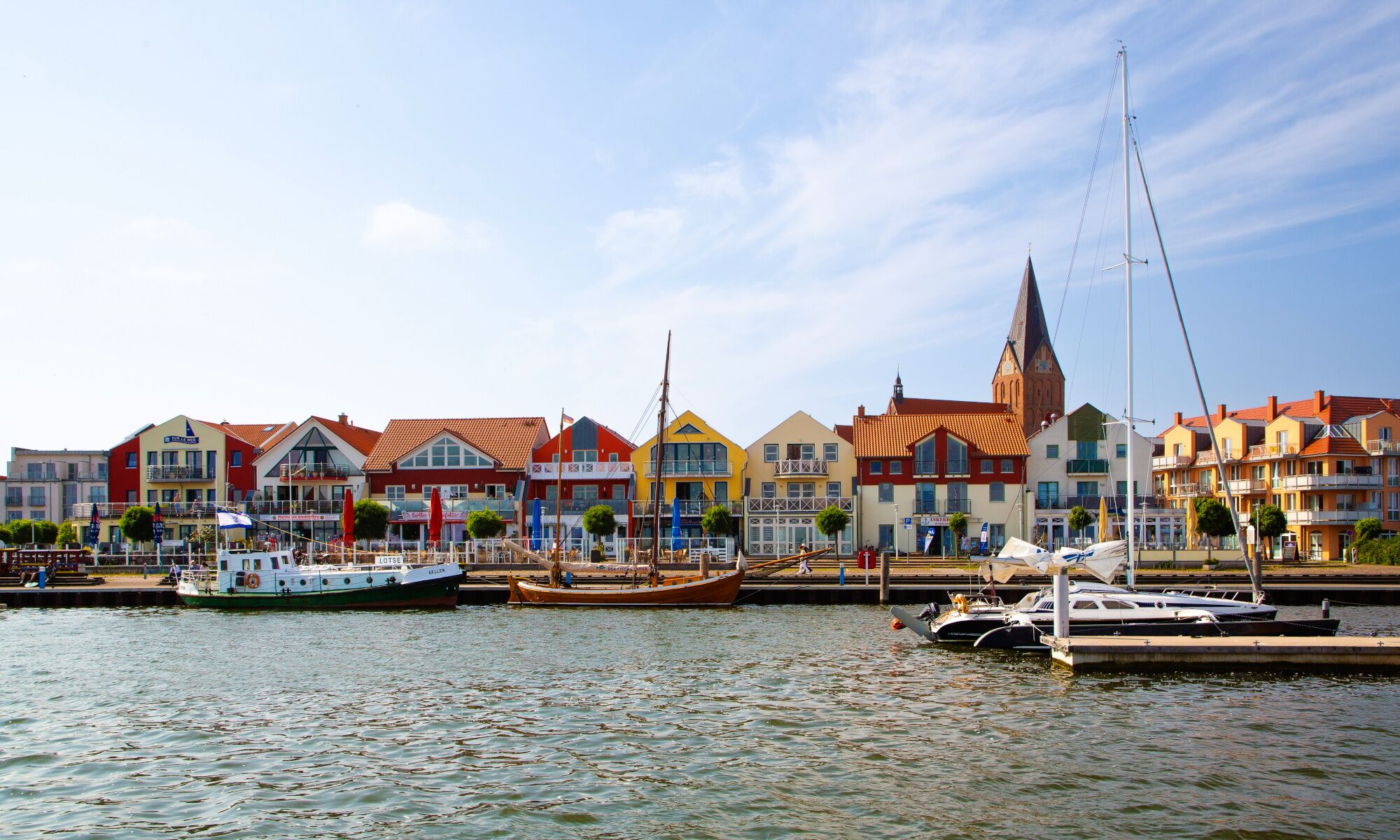 Am Hafen der Stadt Barth