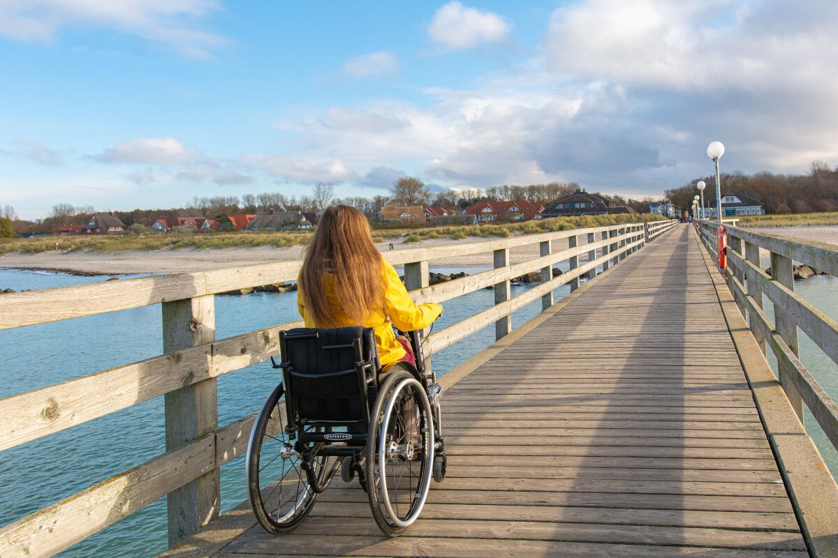 Seebrücke Wustrow – barrierefrei mit Meerblick.