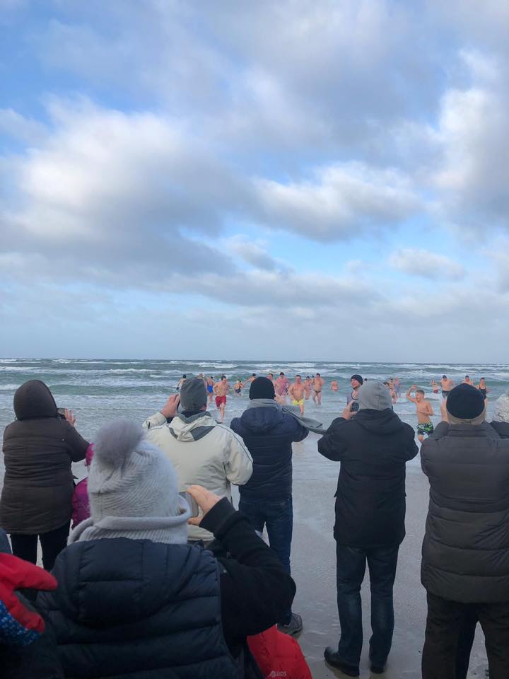 Neujahrsanbaden mit Lagerfeuer 