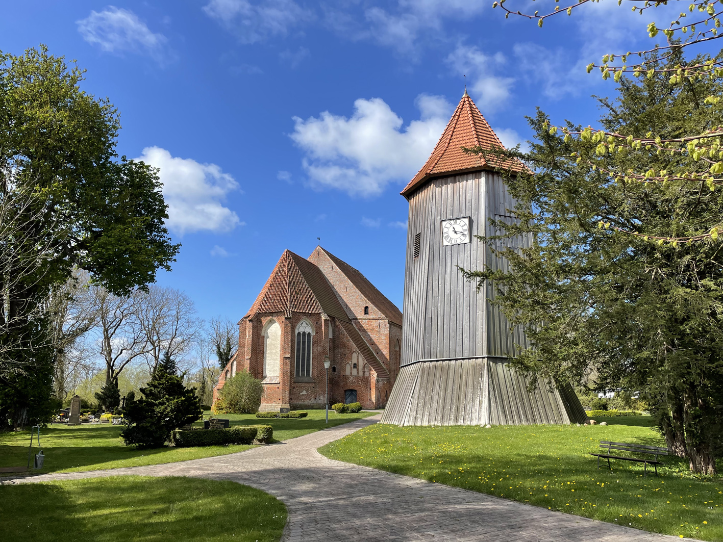 Christvesper mit Krippenspiel - Evangelische Kirche Damgarten-Saal