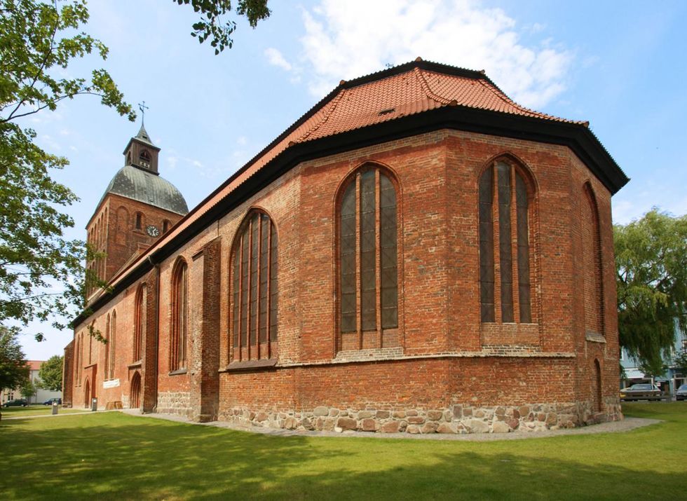 Backsteingotik-Stadtkirche St-Marien 