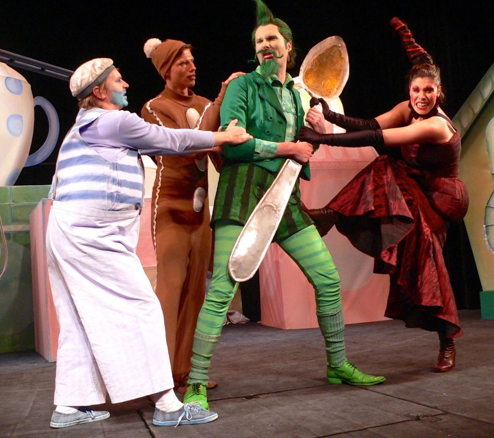 Scene from "The Gingerbread Man "Children's play from the repertoire of the house