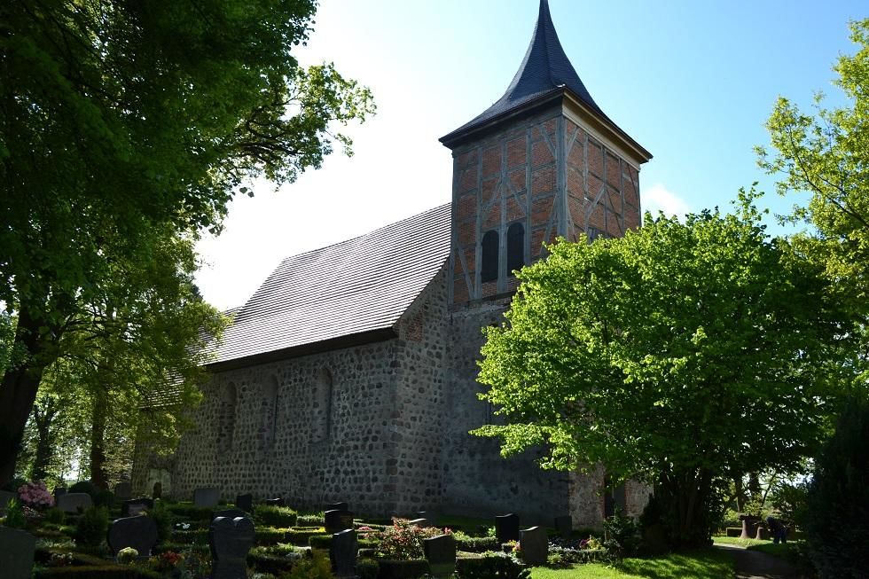 Kölzow Kirche (2)